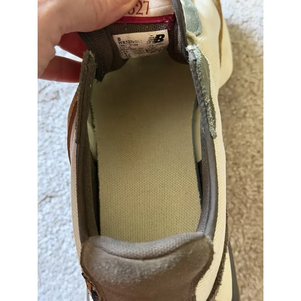 New Balance 327 Women’s Size 11 Tan Cream Green Cordura Retro Sneakers WS327HW